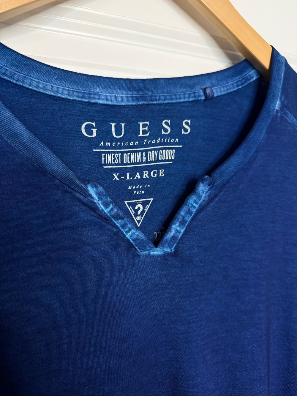 GUESS Men’s Short Sleeve V-Neck Tee in Royal Blue - Picture 2 of 5
